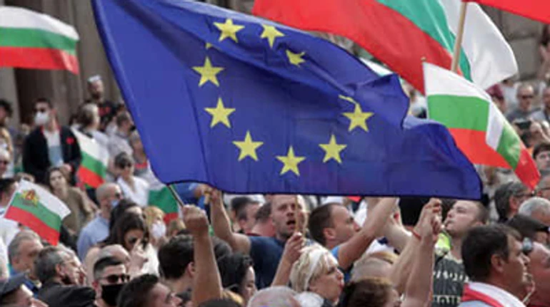 Шанс для Москви: чому антикорупційні протести у Болгарії несуть загрозу для України