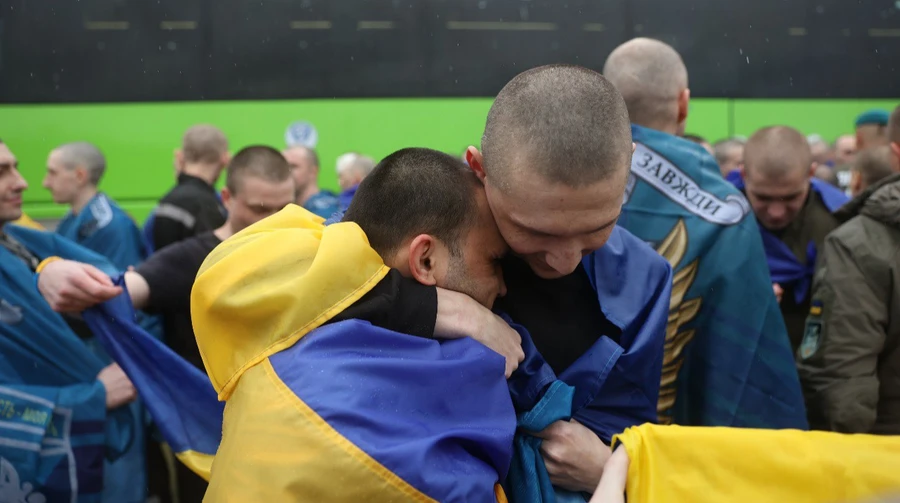 Зеленський підписав закон про виплати на лікування звільненим з полону