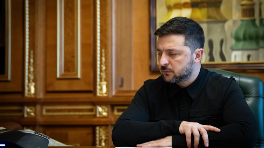 Зеленський провів зустріч із фракцією Слуга народу: дав зрозуміти, що відставок в його команді не буде