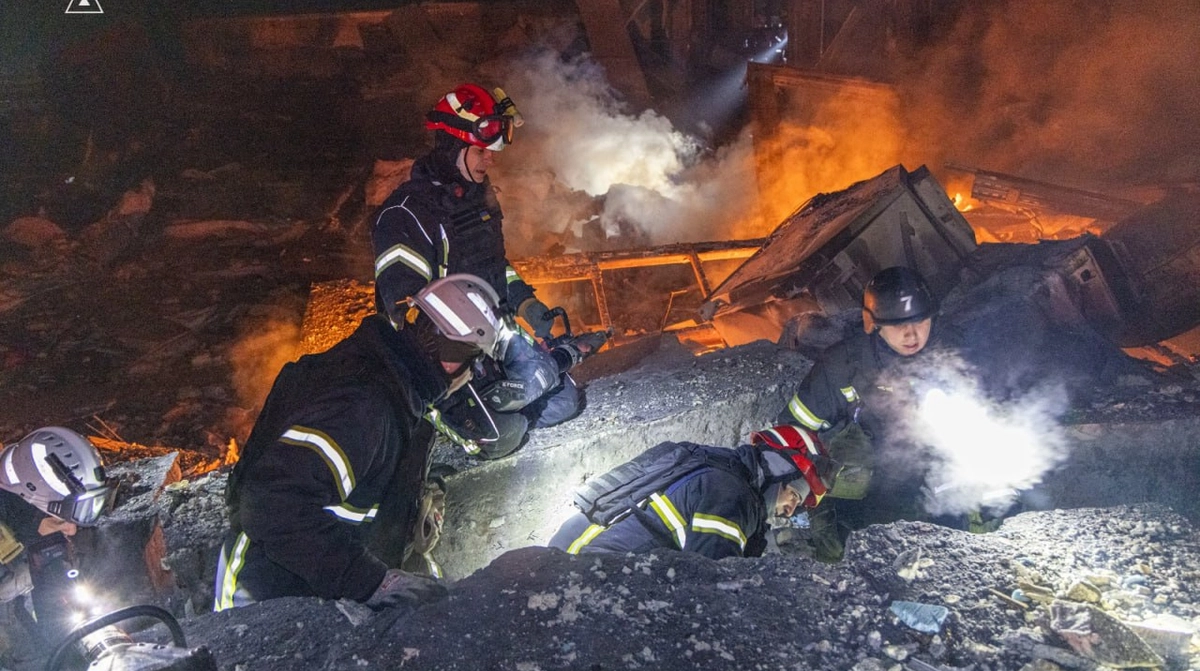 Russia attacks Ukraine with 25 missiles and 293 UAVs: air defence downs 7 missiles and 240 drones