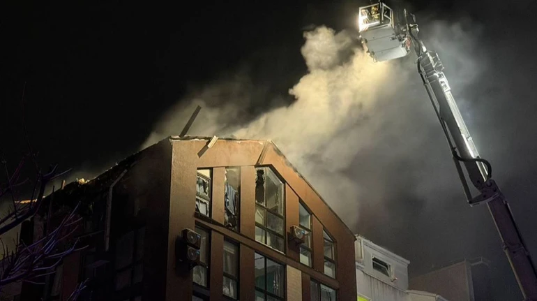 На Киевщине из-за вражеской атаки погибли супруги, их ребенку оказали помощь