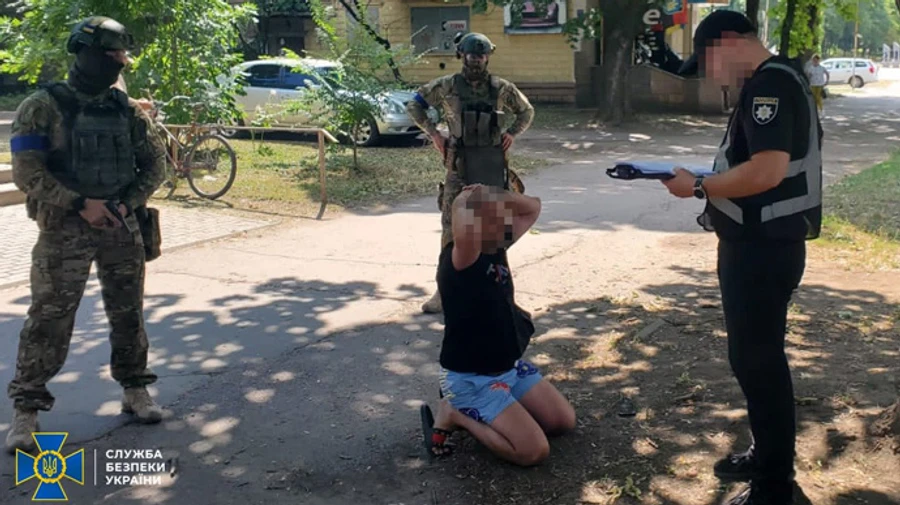 Security Service of Ukraine arrests speculators who issued Ukrainian passports to Russian saboteurs