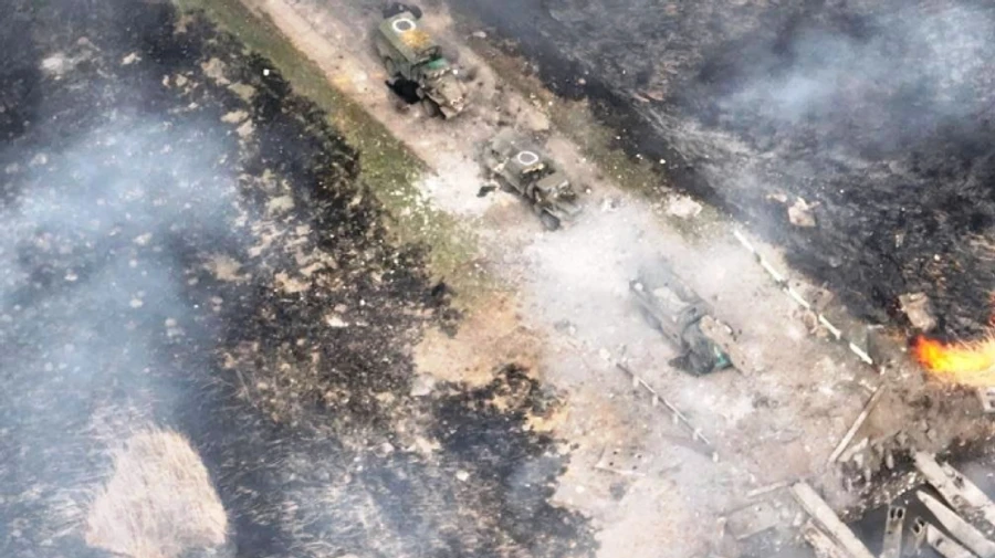 Armed Forces of Ukraine destroy a column of Russian military equipment