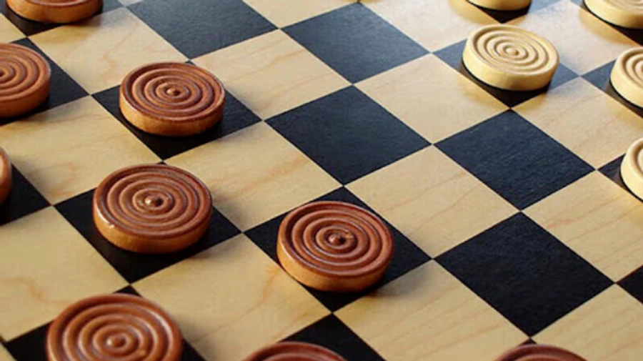 Украинские спортсмены победили пять сборных России на чемпионате по шашкам-64