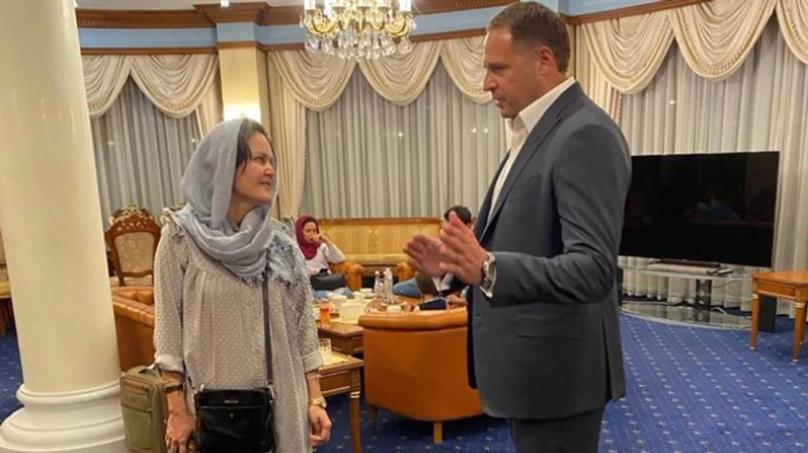 Украина помогла выбраться из Кабула известной афганской женщине-режиссеру