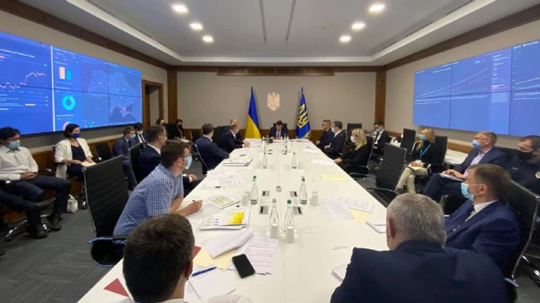 РНБО прогнозує втричі більше випадків коронавірусу до виборів