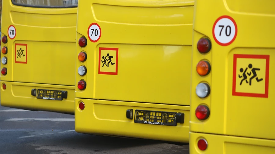 Через масований обстріл зранку у Львові не працюватиме громадський транспорт – Садовий