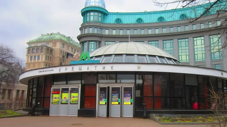 У Києві на 40 хвилин перекриють один з виходів метро Хрещатик