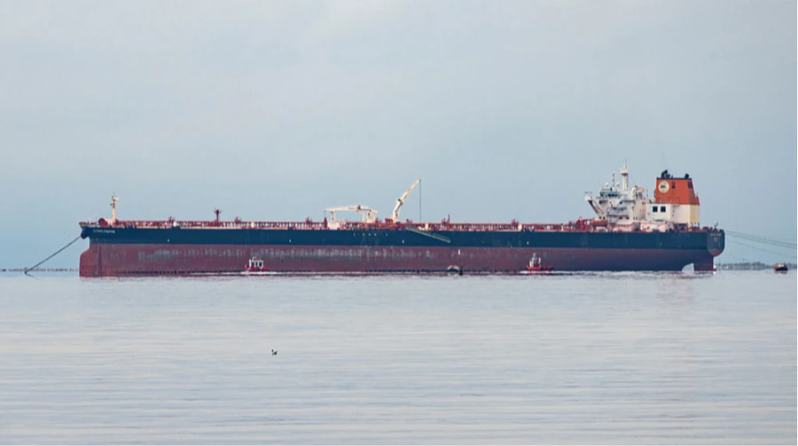 Shipping through Hormuz at a standstill since US seized Iranian vessel