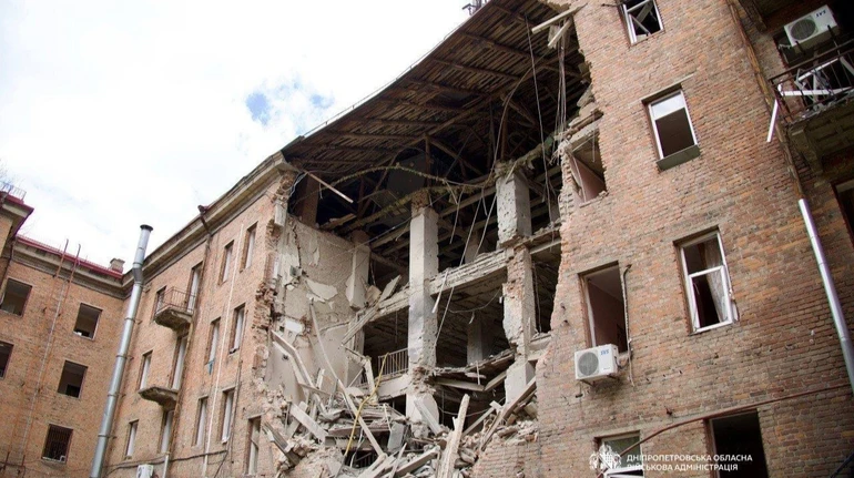 Росія знову вдарила по Дніпру: Загалом вже 5 загиблих та 46 поранених