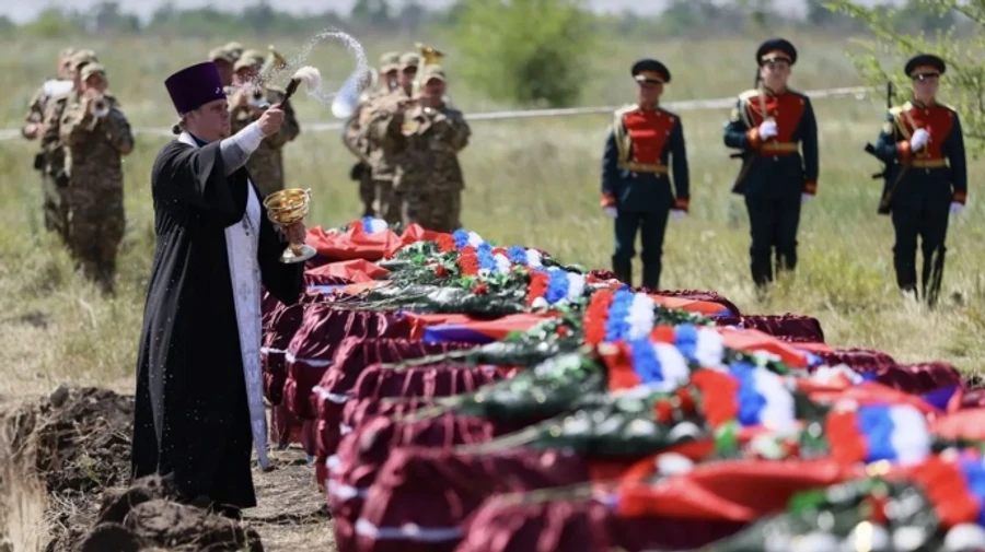 Россия несет колоссальные потери в Украине, но все еще мобилизует сотни людей ежедневно – NYT