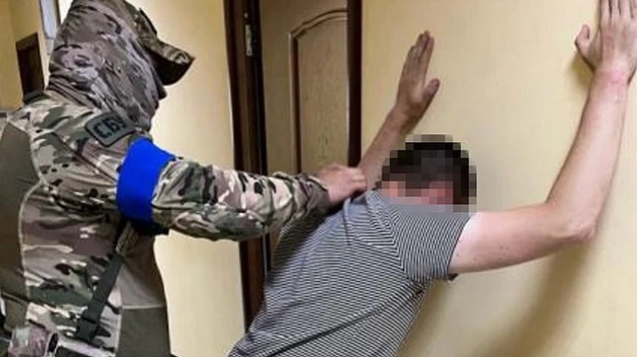Притворялся спасателем, чтобы корректировать удары: СБУ задержала одессита