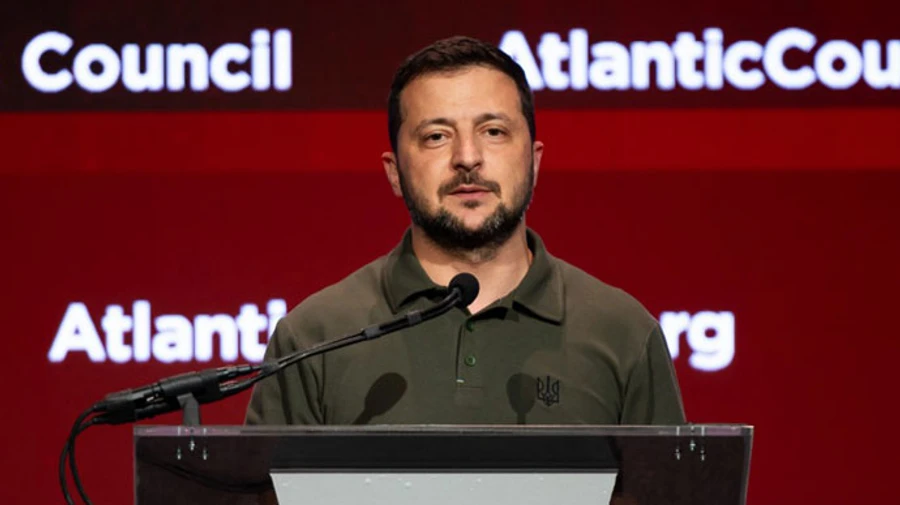 Путін мав довгий список країн на знищення, а нині змушений принижуватися − Зеленський