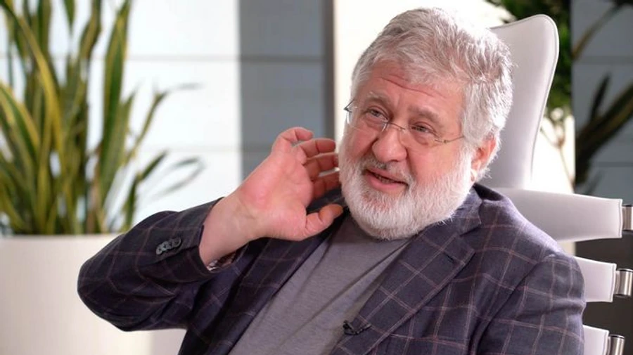 Оккупанты хотят присвоить имущество Коломойского и Ахметова, потому что они финансируют националистов