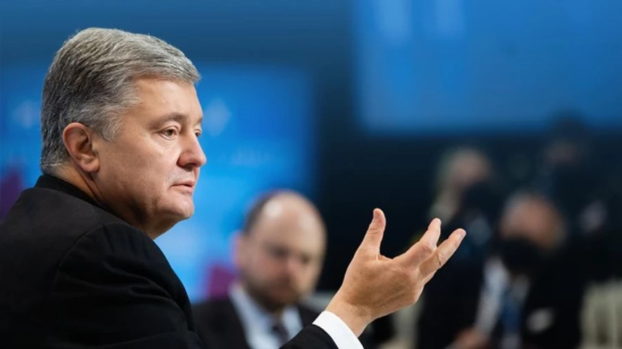 Офіс генпрокурора просить для Порошенка арешт або мільярд застави – ЗМІ