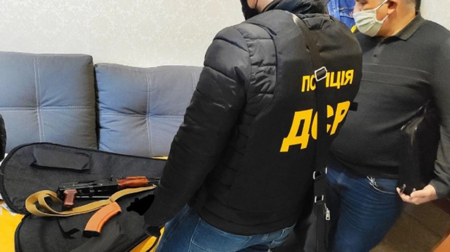 Стрельба в Броварах: полиция показала результаты обысков