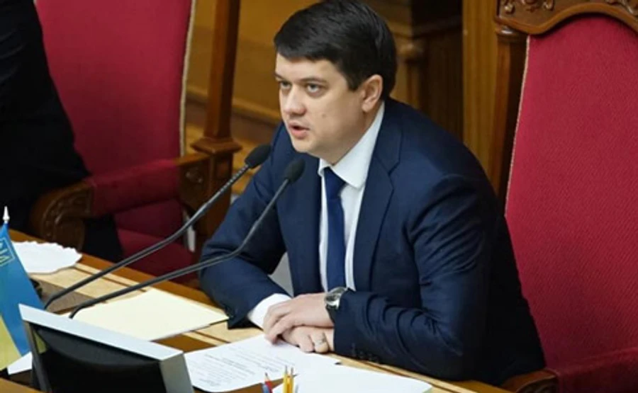 Рада змінить розклад і проведе позачергове засідання через коронавірус