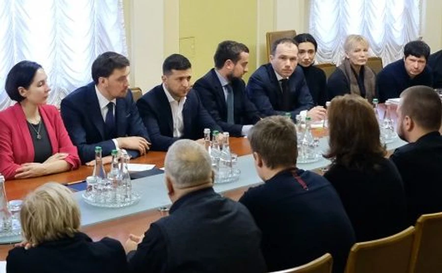 Зеленський – родичам загиблих в Ірані: Декількох українців уже ідентифікували