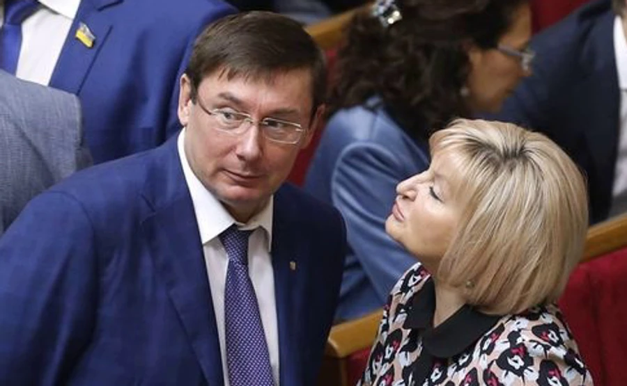 Луценко про відпочинок на Сейшелах: Це дорого, але моя любов заслужила