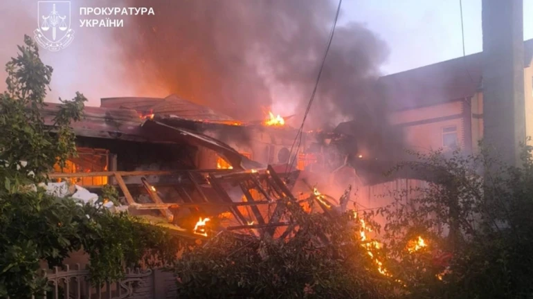 Оккупанты атаковали Херсон – убили человека и ранили еще троих