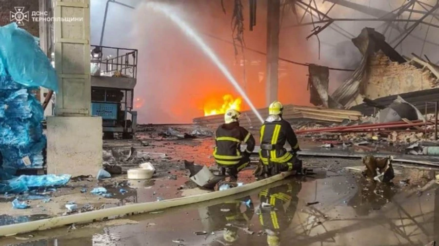 Ternopil residents urged to keep windows closed due to pollution after Russian nighttime attack