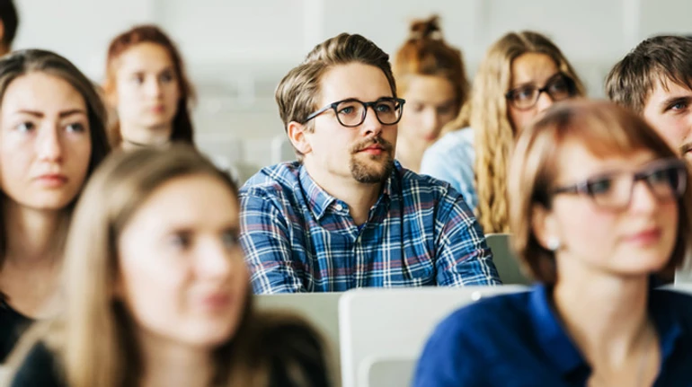 Университеты сократят вдвое, а студенты будут конкурировать за деньги: новые рыночные правила для высшего образования