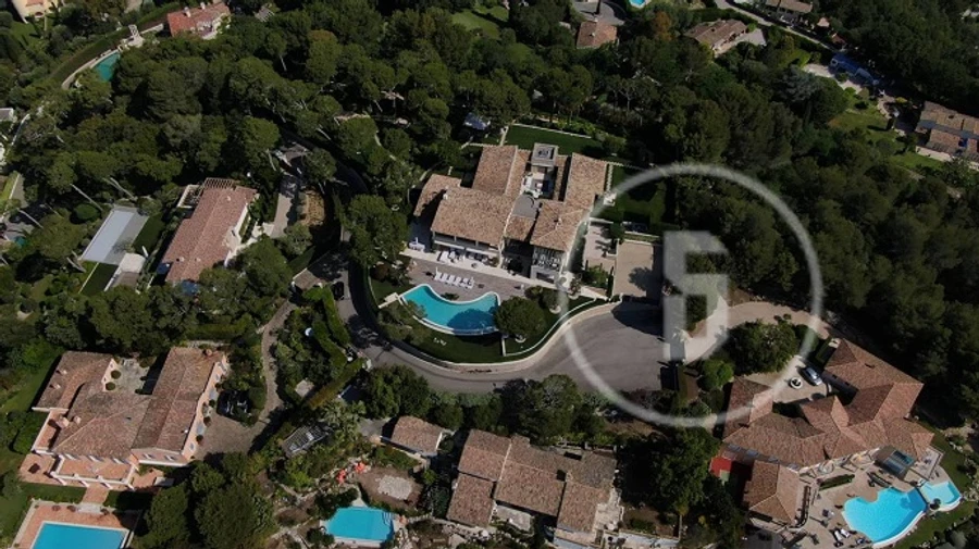 У жены главы Киевгорстроя нашли виллу во Франции за €20 млн