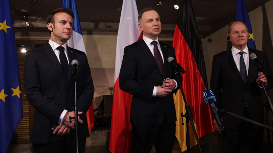 Scholz, Macron, Duda to discuss security guarantees for Ukraine in Paris