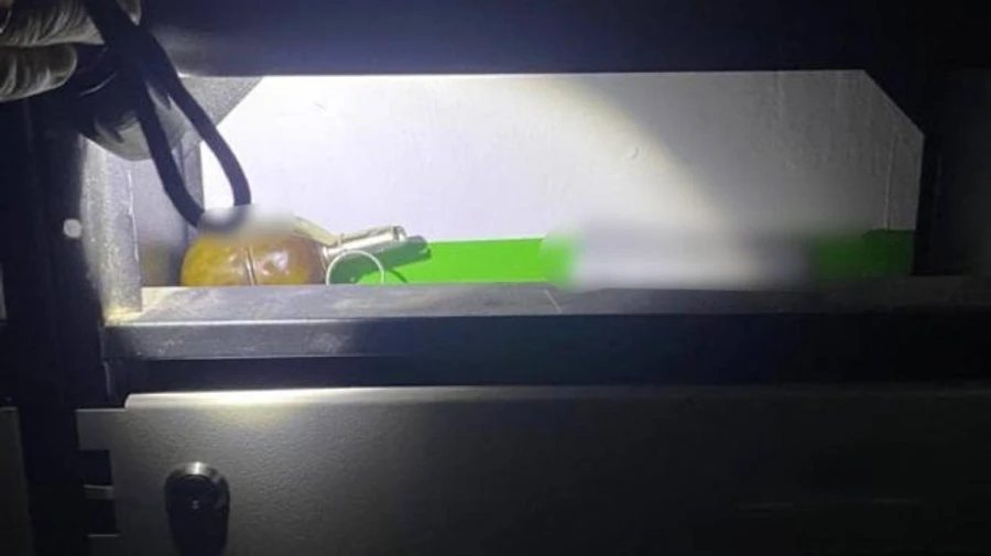 На Київщині жінка знайшла гранату в поштовій скриньці