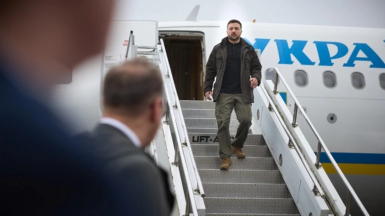 Борт Зеленского прилетел в Саудовскую Аравию