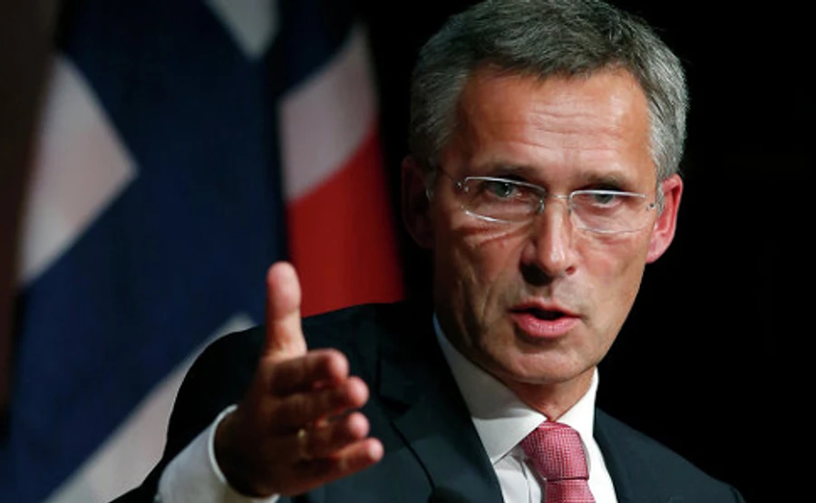 Столтенберг: В НАТО договорились о единой политике сдерживания и диалога с РФ