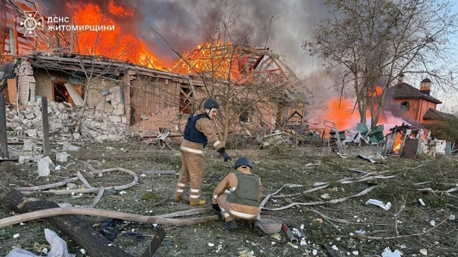 Latest Russian nighttime attack: one killed, five injured, houses and cars damaged, garment factory destroyed – photos