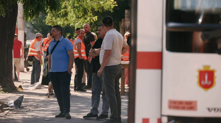 В День траура россияне снова нанесли удар по Одессе: повреждено учебное заведение