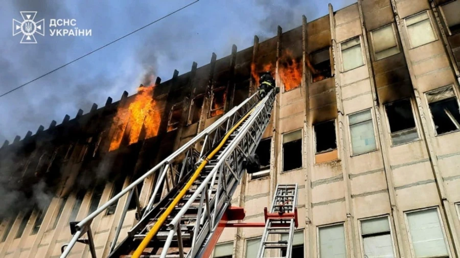 Russians attack Kharkiv, death toll rises to 5 – photo, video