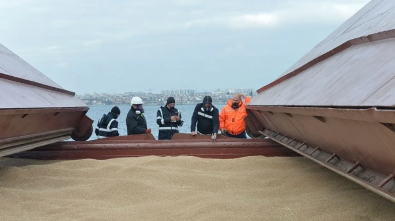 Ukrainian Armed Forces say Russia once again stops grain corridor