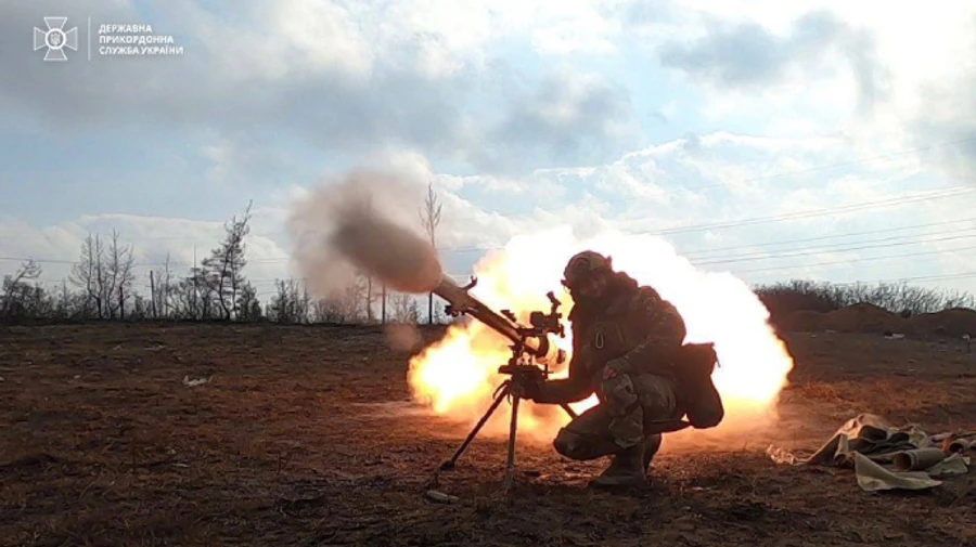 Russians lose two dozen soldiers while storming border crossings in Donetsk Oblast