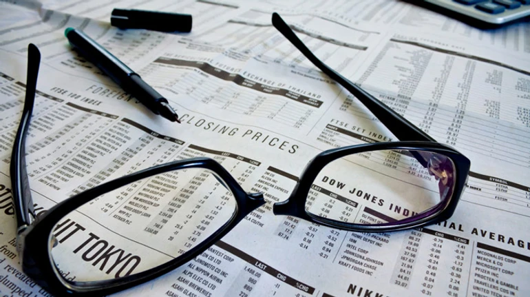 Курс гривні, інфляція та ВВП: що чекає на економіку України у 2023 році