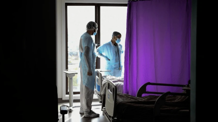 Франция — первая в мире по суточной распространенности Covid, далее Индия и Бразилия