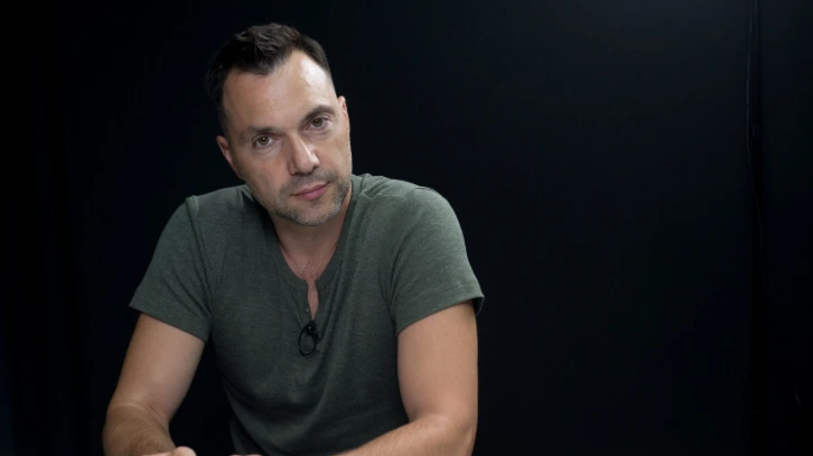 Арестович отреагировал на обвинения Авакова: Начал политический сезон