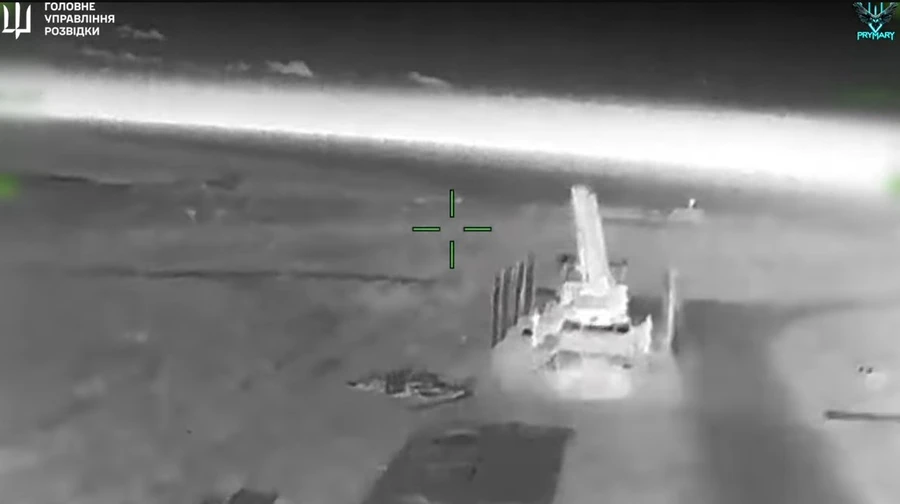 Дроны ГУР поразили три РЛС и десантный катер в оккупированном Крыму