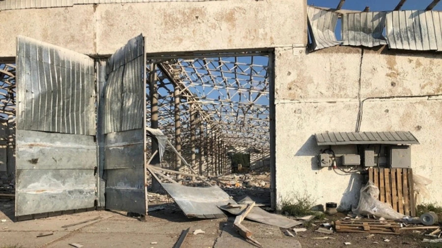 Ворог вдарив по інфраструктурі Сум: виникла пожежа, місто задимлене, постраждали люди