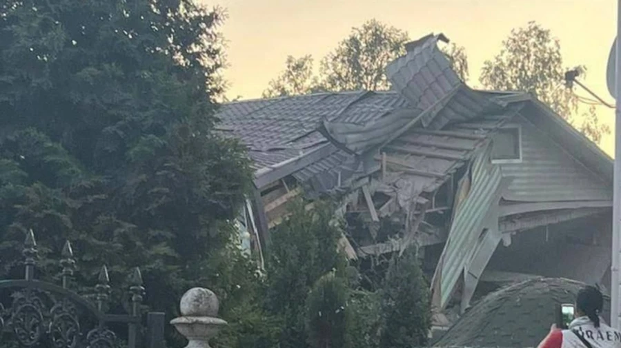 Explosions ring out near Moscow and local authorities report drone damage – photo, video