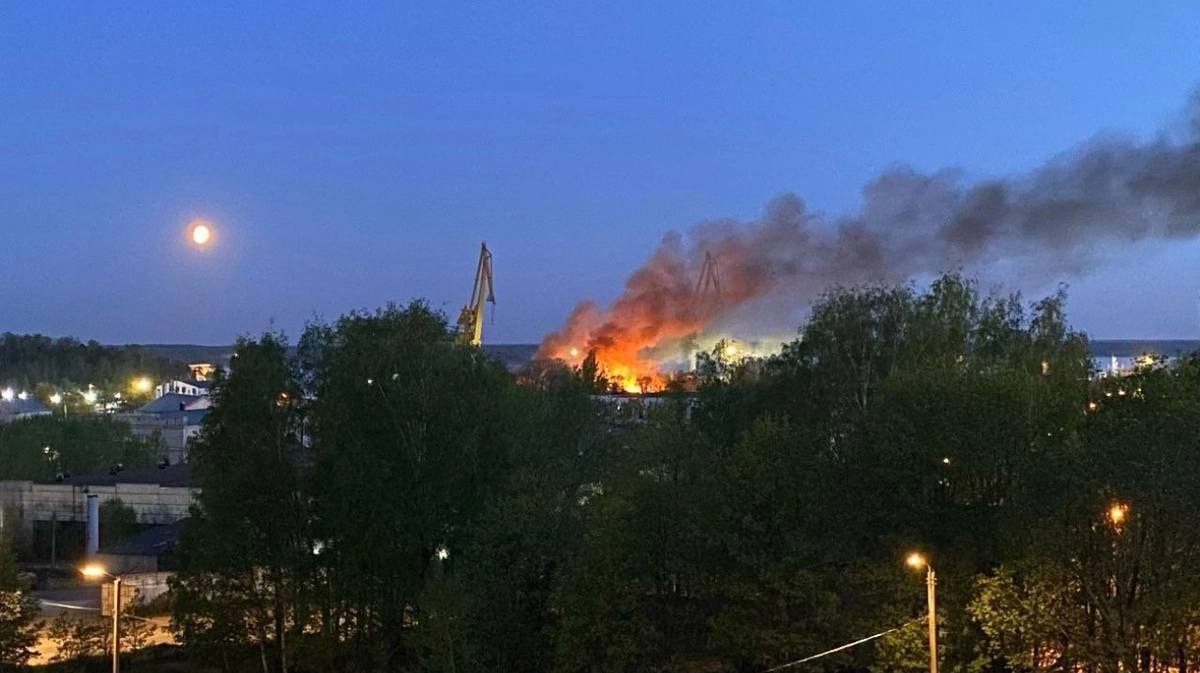 Ukrainian Defence Intelligence behind attack on oil depot in Russia's ...
