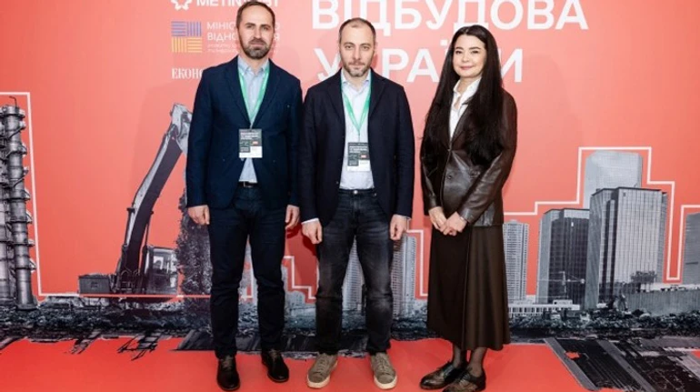 Брак грошей, людей і розуміння, що відбудова – це не розкіш. Про що говорили на заході Відбудова України