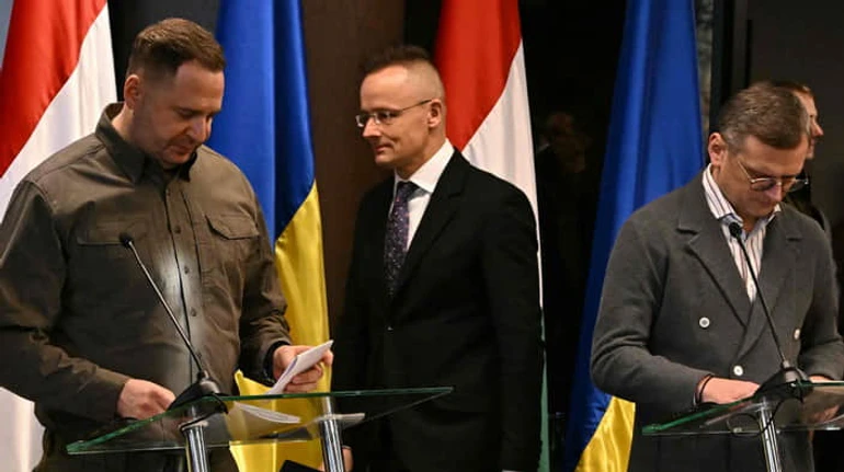 Театр одного міністра: на яких умовах Угорщина погодилася на перемир'я з Україною