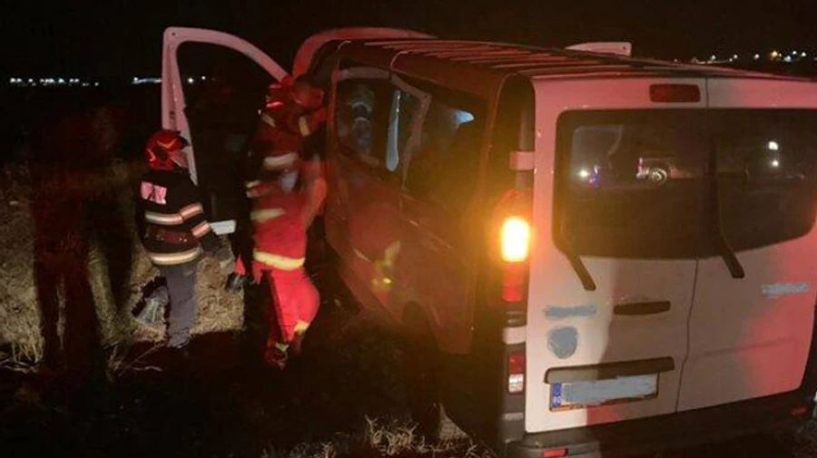 В Румунії перекинувся мікроавтобус з американськими військовими, є травмовані