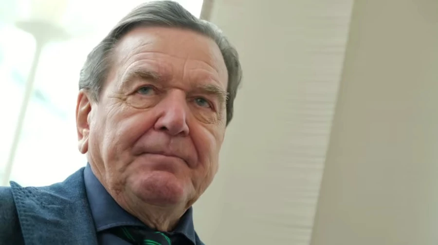 Шредер розповів, як у 2022 році був посередником між Україною та Росією