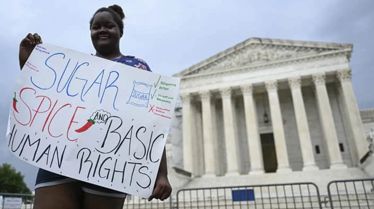 Права меншин стали проблемою для Байдена: як Верховний суд змінює політичні розклади в США