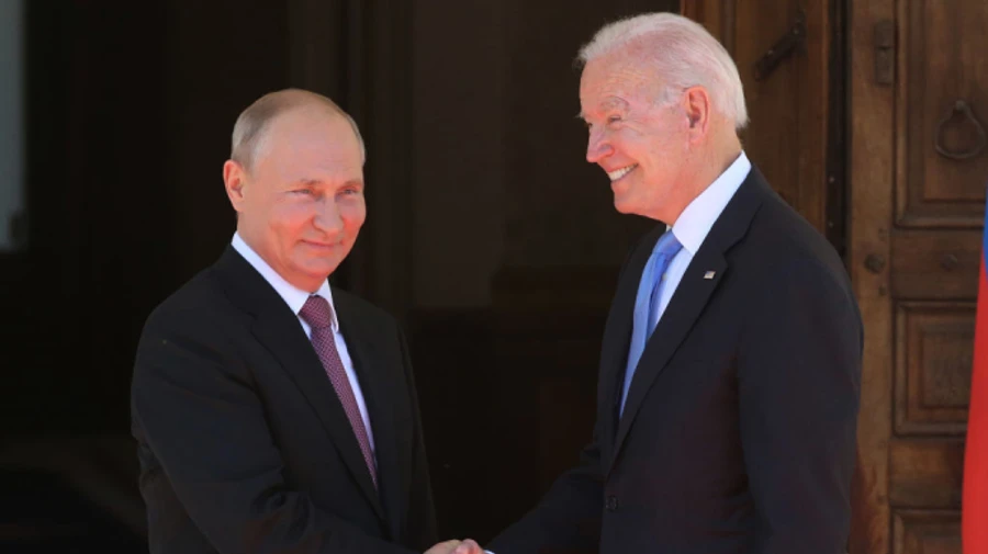 Байден и Путин проведут телефонный разговор 12 февраля