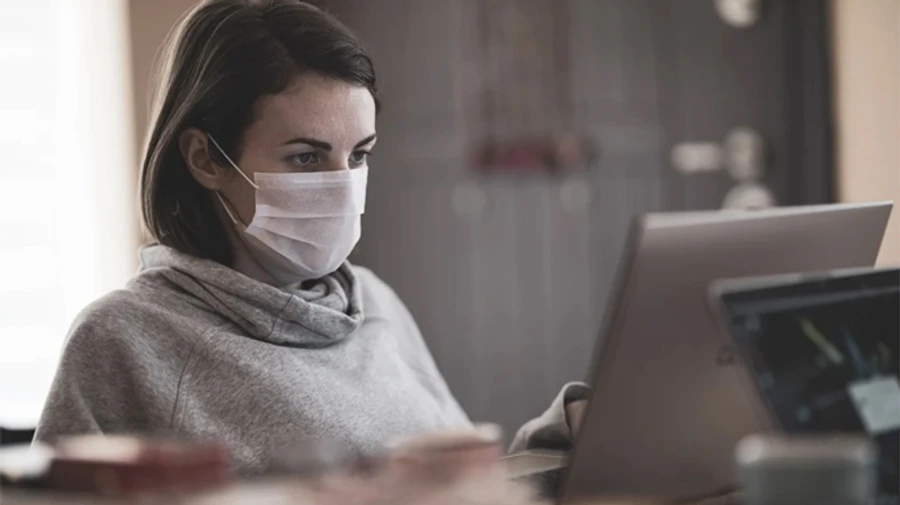 Словакия готовит локдаун для невакцинированных из-за всплеска эпидемии